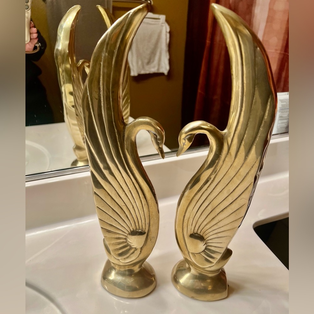 Brass swans, vintage Hollywood Regency